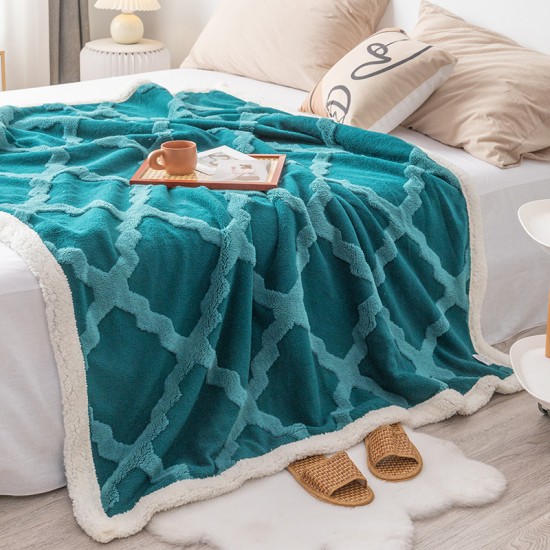 Diamond plaid flannel blanket coral velvet air conditioning blanket Lamb velvet sofa cover blanket winter thickened leisure blanket wholesale Diamond plaid flannel blanket coral velvet air conditioning blanket Lamb velvet sofa cover blanket winter thickened leisure blanket wholesale